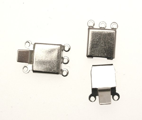 Chiusura a 3 fili quadrata liscia 10 mm.