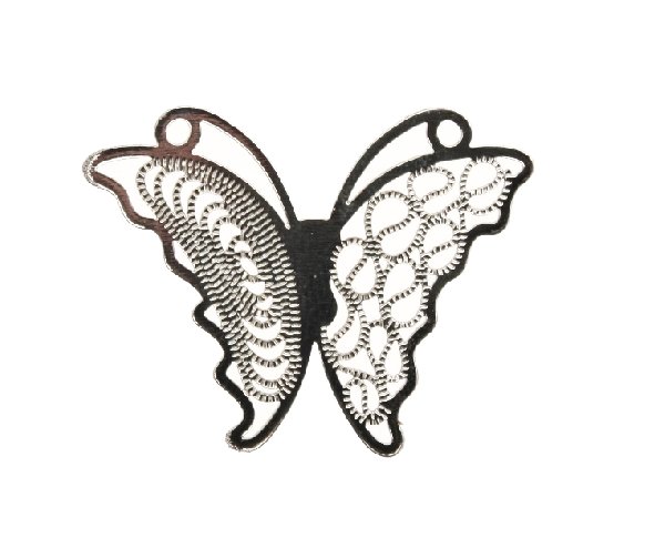 Filigrana a forma di farfalla piatta sottile, con ali dal disegno diverso l'una dall'altra, 30x22 mm.
