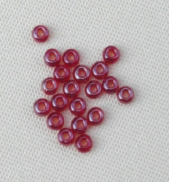 Conteria, misura 2 mm. color Rubino
