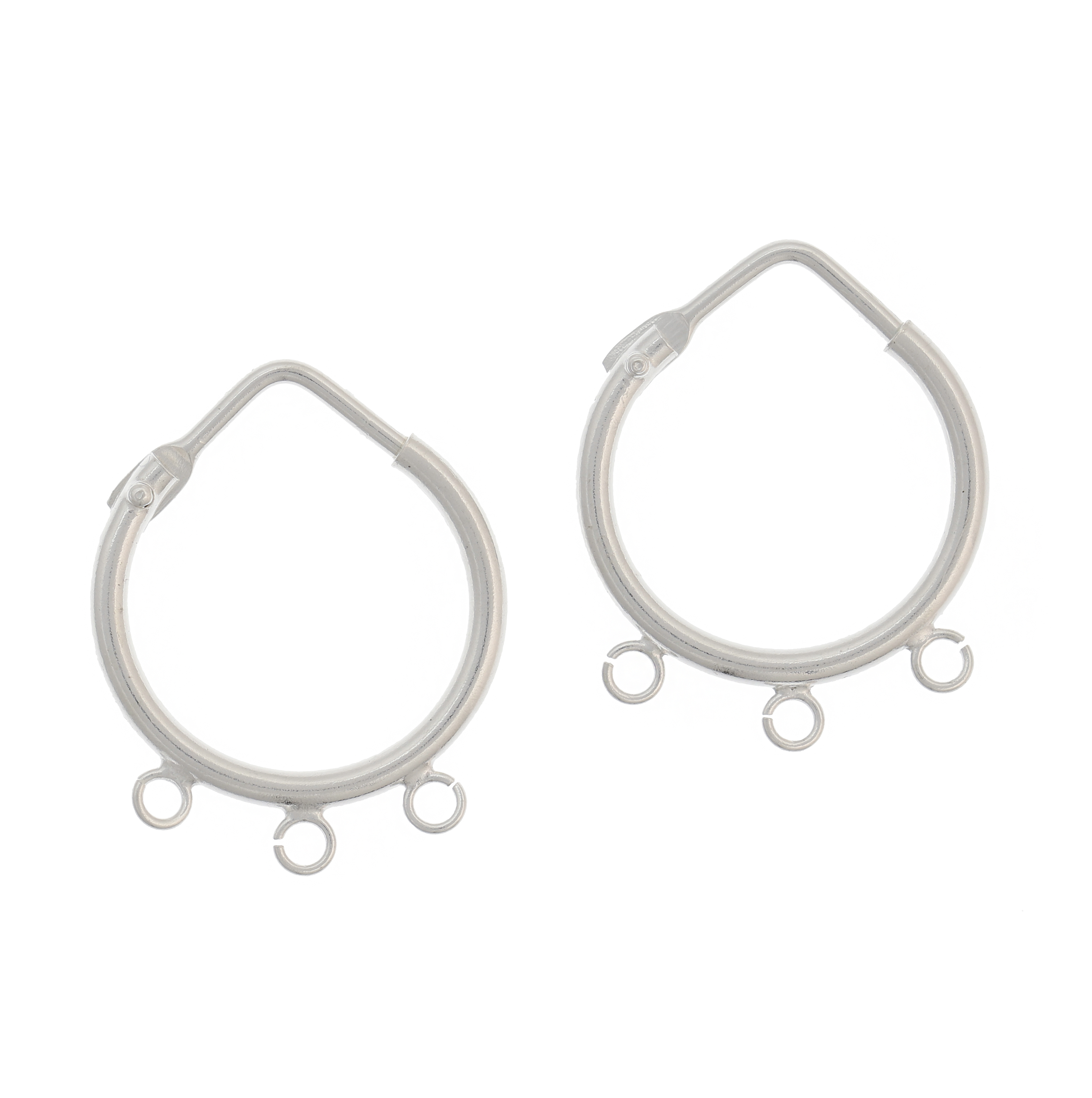Orecchino a cerchio, con 3 anellini sotto, diametro 16 mm., in Argento 925