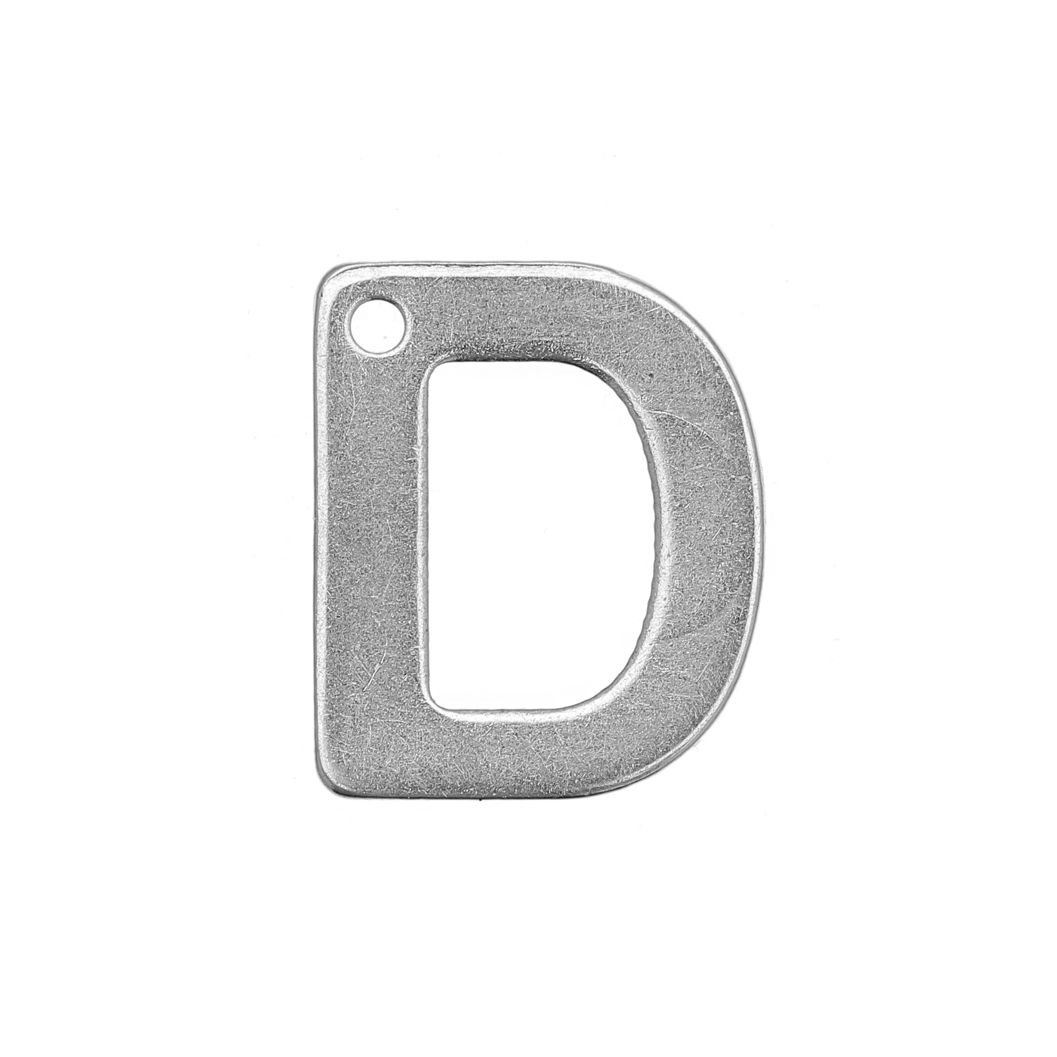 Ciondolo a forma di lettera "D", 11x9 mm., in Acciaio