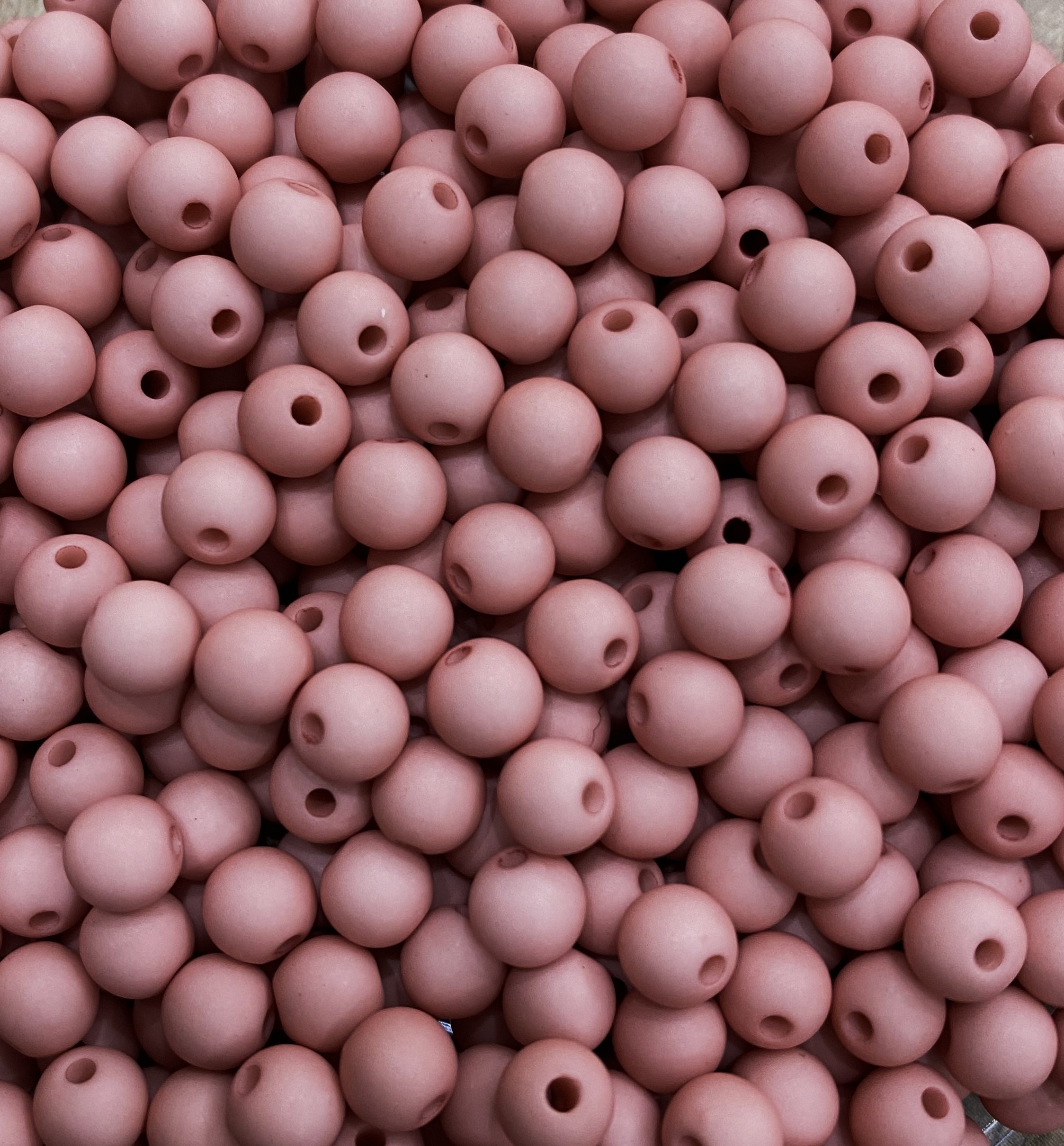Confezione da 80 pezzi di Palline lisce opache in resina, da 6 mm., colore Rosa Antico