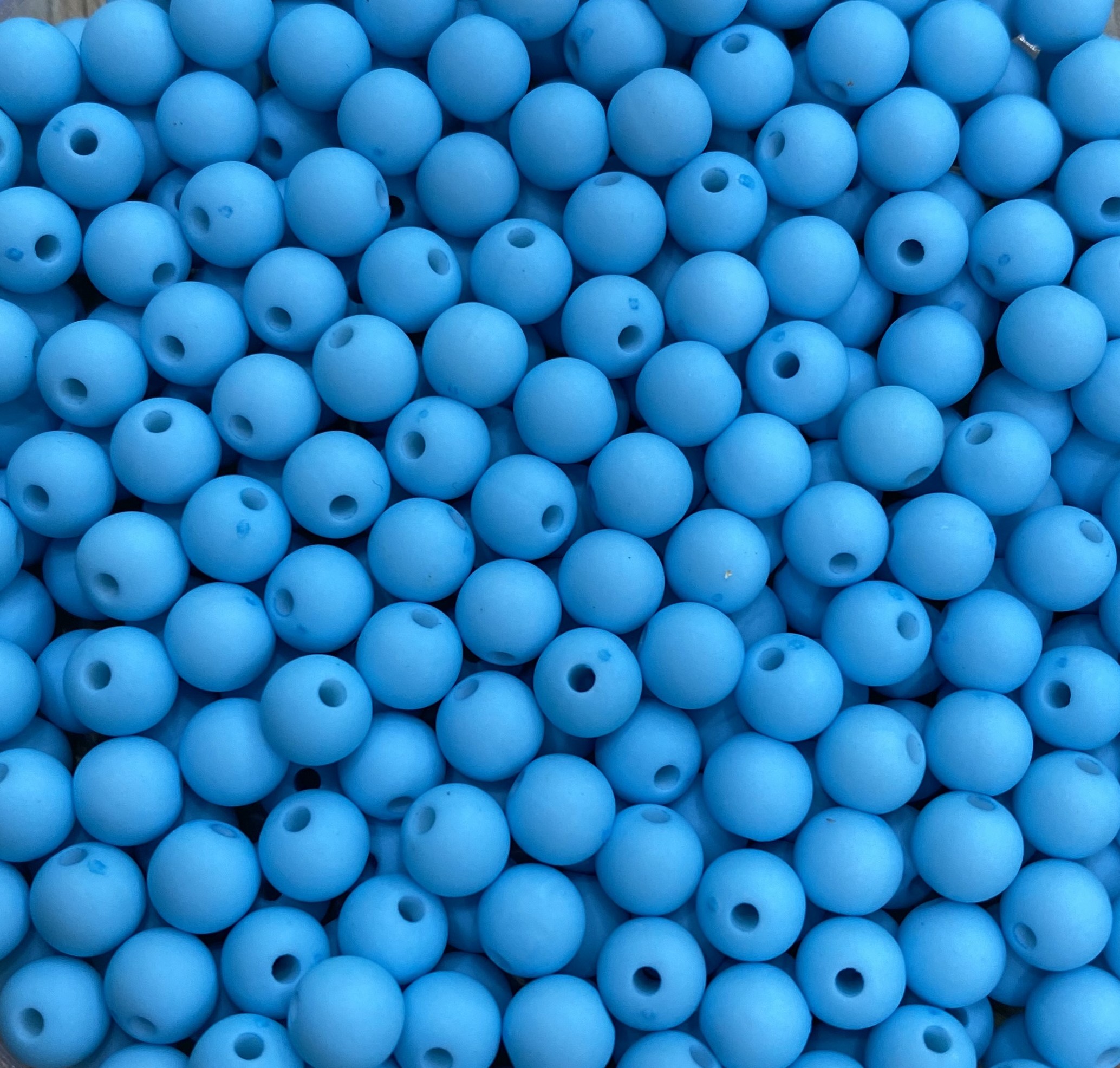 Confezione da 80 pezzi di Palline lisce opache in resina, da 6 mm., colore Turchese