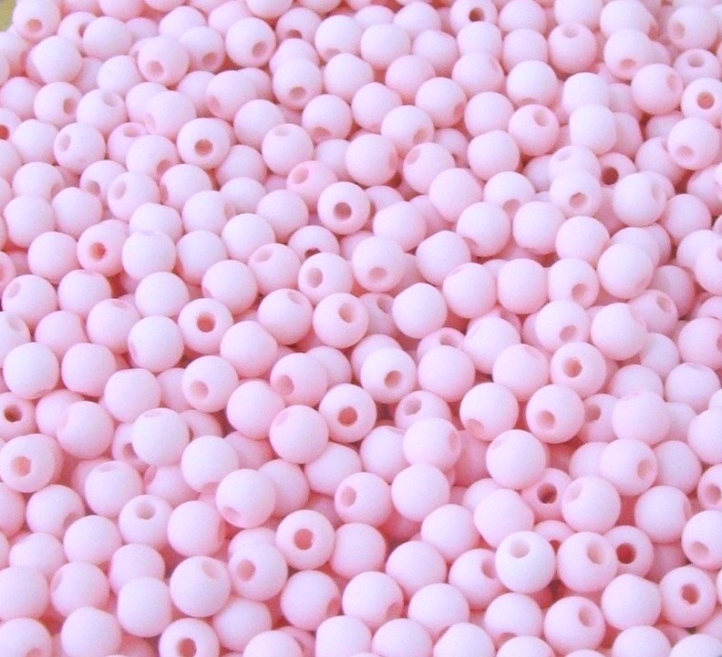 Confezione da 150 pezzi di Palline lisce opache in resina, da 4 mm., colore Rosa Baby