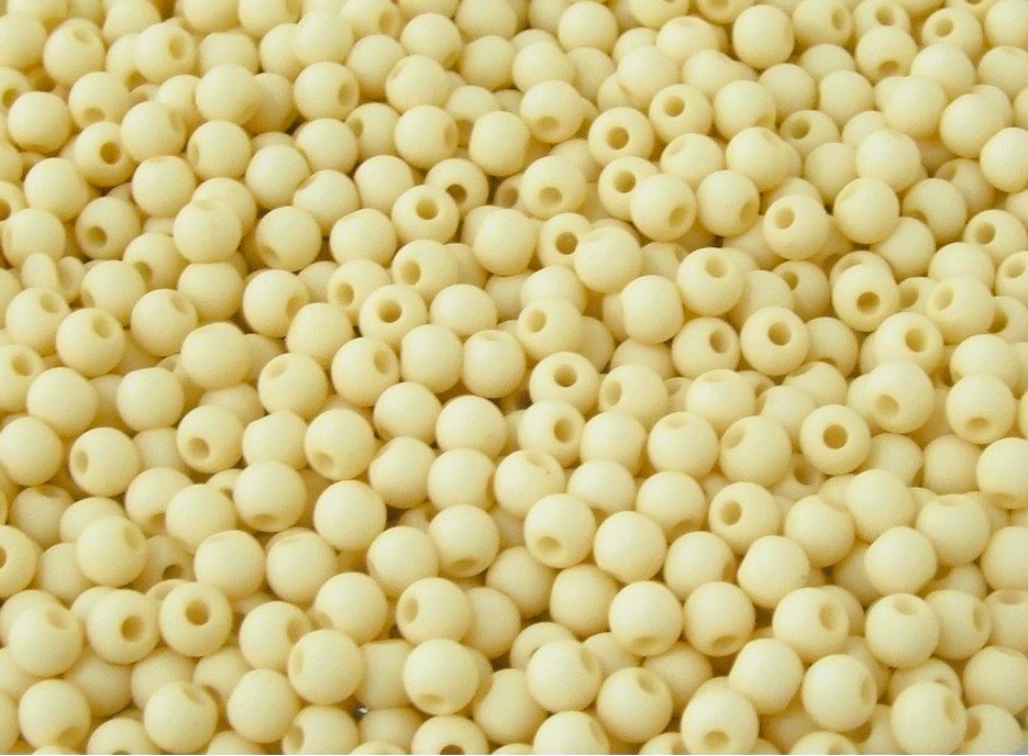 Confezione da 150 pezzi di Palline lisce opache in resina, da 4 mm., colore Crema