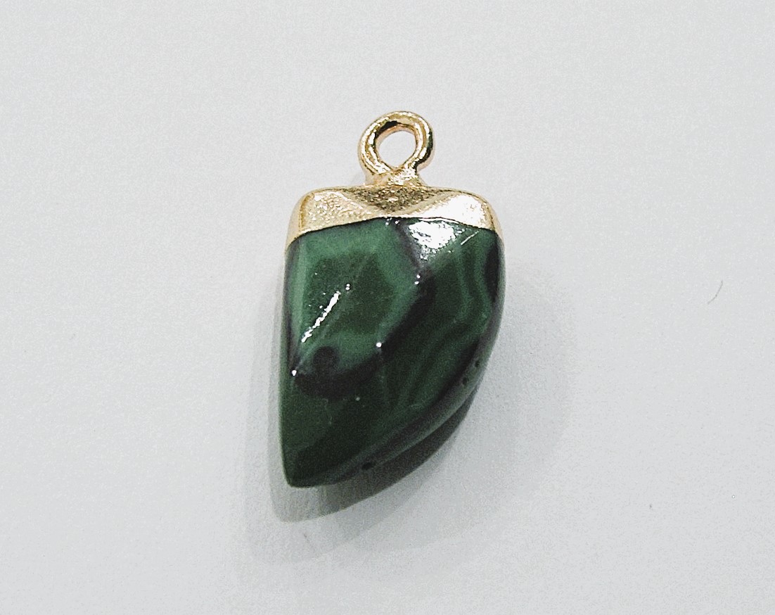 Ciondolo a forma di Dente in pietra Naturale 11x21 mm, Malachite
