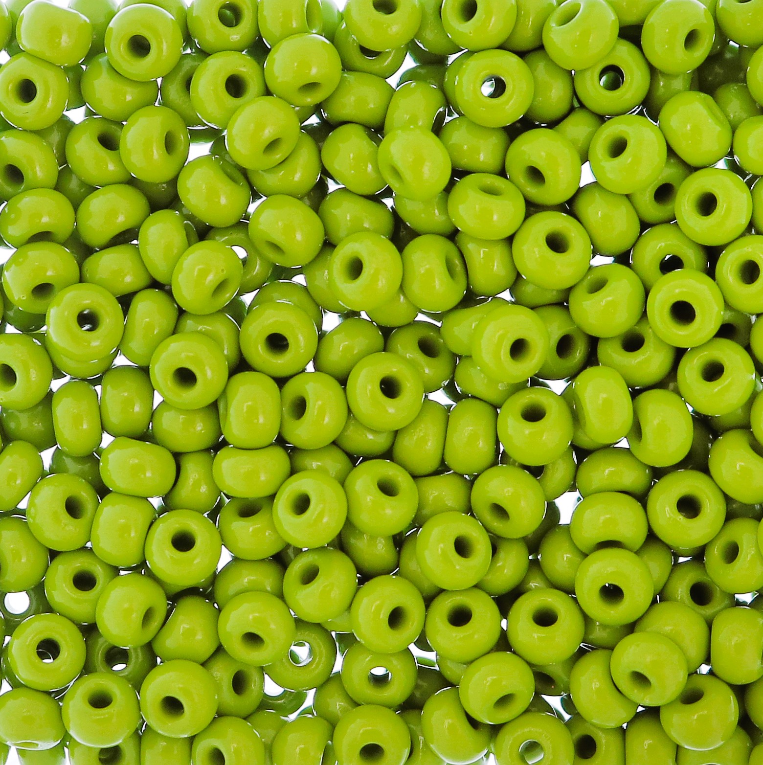 Conteria in vetro, dimensione 4,5x3mm., colore Verde Pistacchio opaco