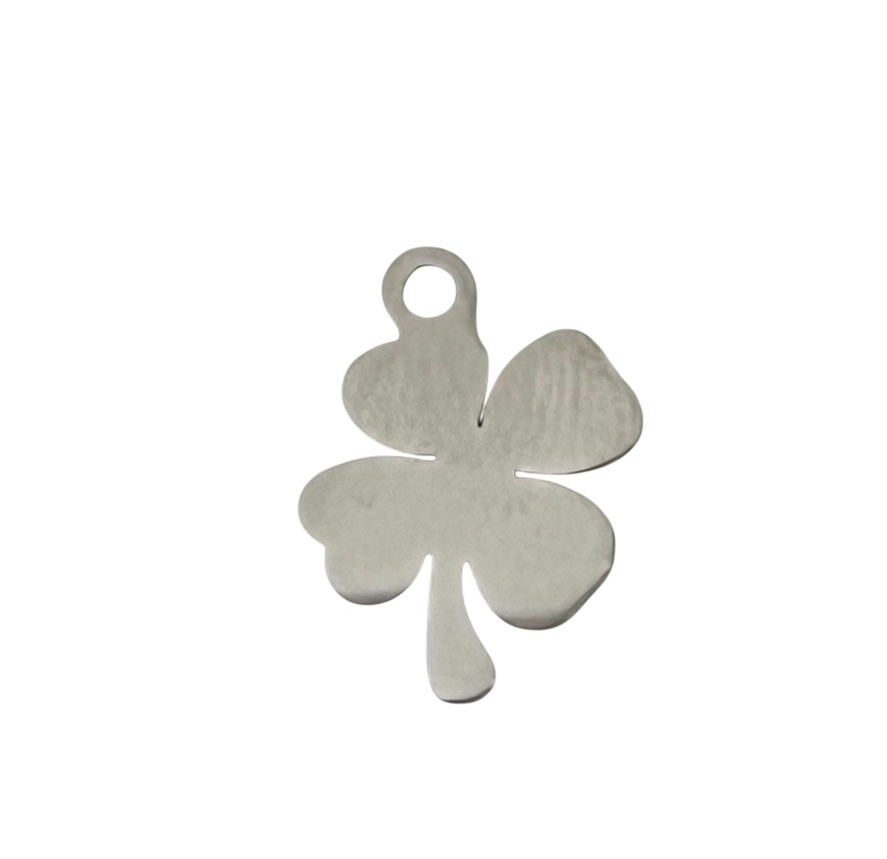 Ciondolo, in Acciaio, a forma di Quadrifoglio piatto, 12x16 mm.